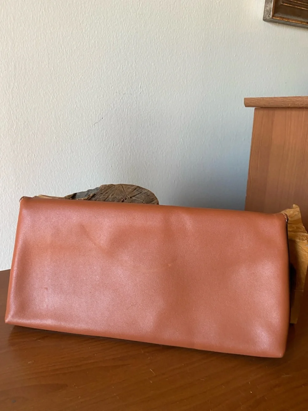 Tory Burch Miller Metal clutch Aged camello